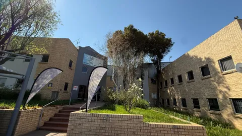 82 Lechwe Street, Corporate Park South